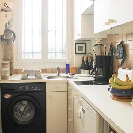 Apartament 29 M Near Batignolles