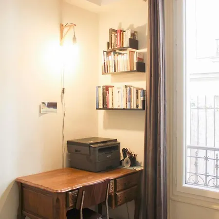 29 M Near Batignolles *