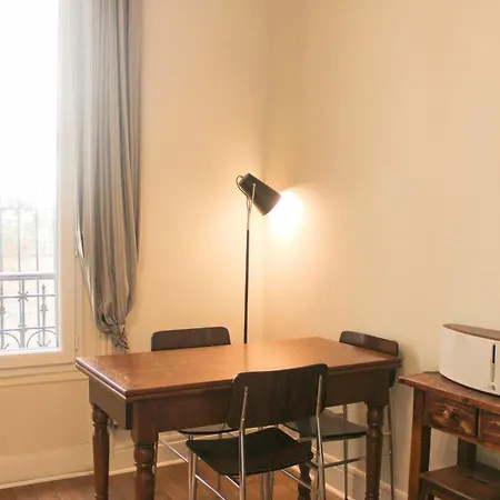 29 M Near Batignolles 公寓 巴黎